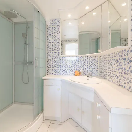 Sea-kret With Garden By Interhome *