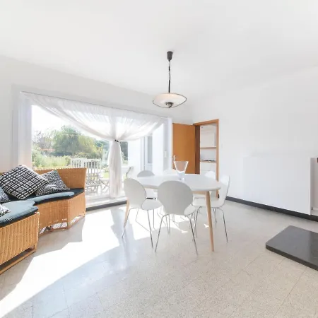 Sea-kret With Garden By Interhome